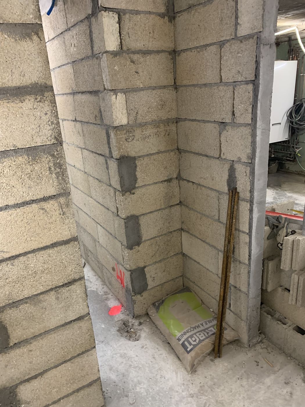 Murs en blocs béton montés